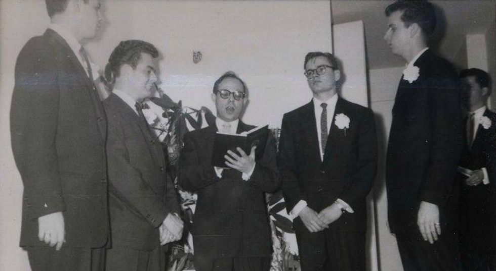 On both coasts, a search for 2 men photographed on their wedding day in 1950s