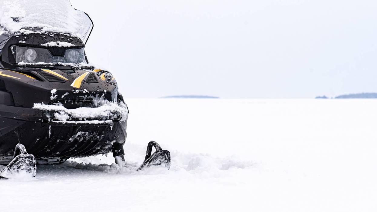 One Indiana man has died in Northern Michigan after police say he lost control of his snowmobile and crashed on Monday afternoon.