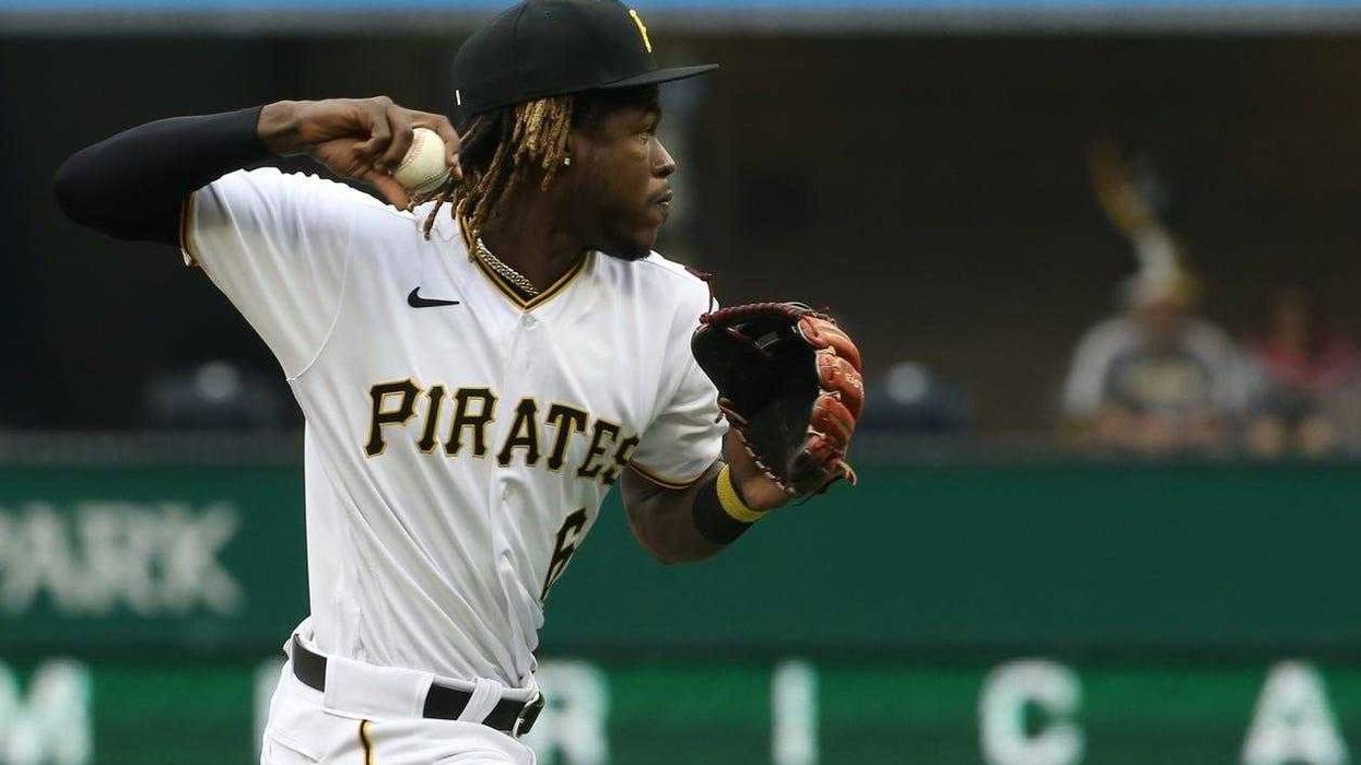 Oneil Cruz throwing from short in Pittsburgh