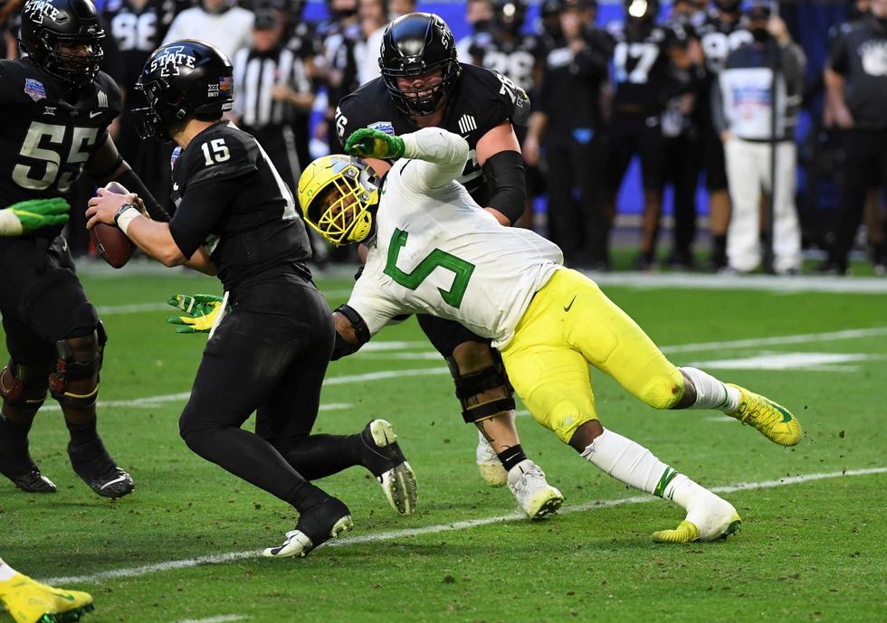 Oregon defensive end Kayvon Thibodeaux