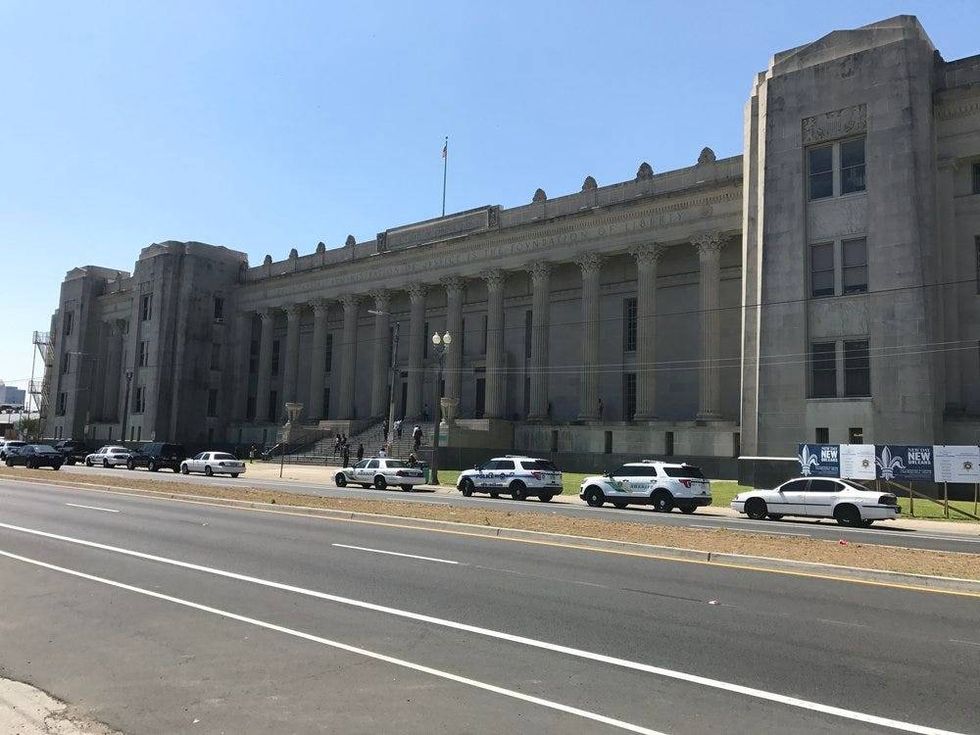 Lawyer group offers free legal assistance to Orleans Parish grand jury members