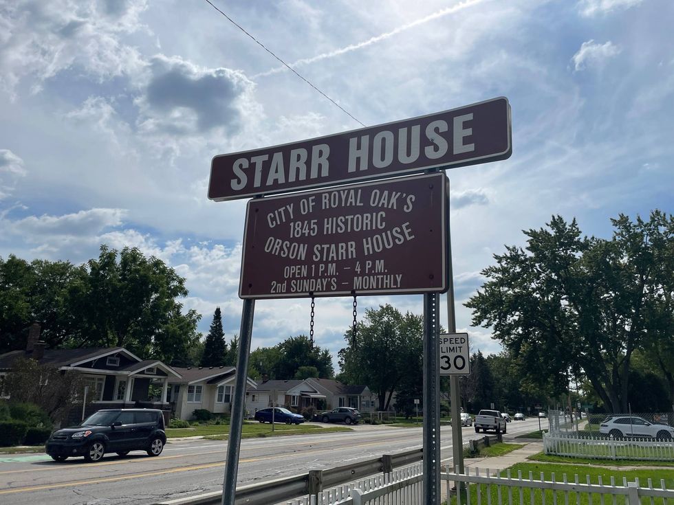 Orson Starr House sign on Main Street in Royal Oak