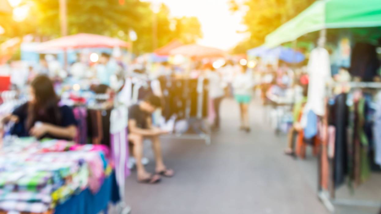 Outdoor art fair