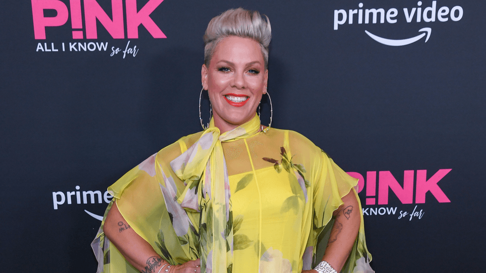 P!nk on booty shorts and that time she kissed Christina Aguilera