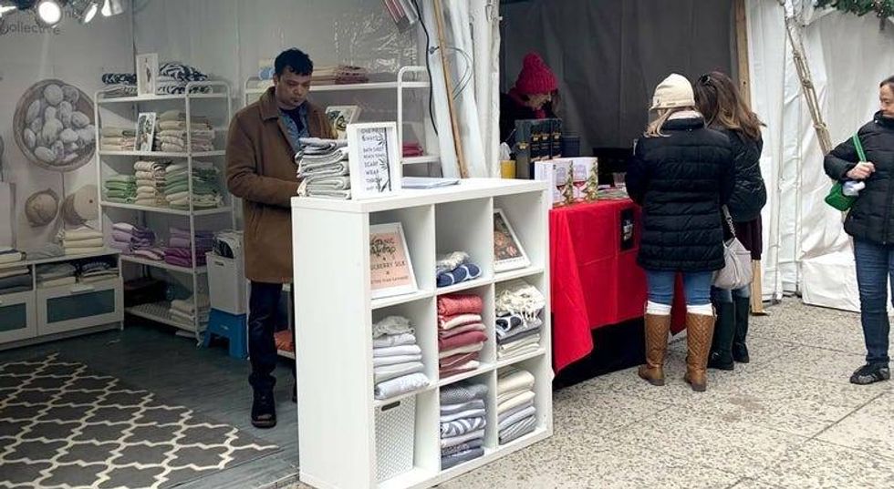 Pair of pop-up markets bring holiday cheer to Center City 4