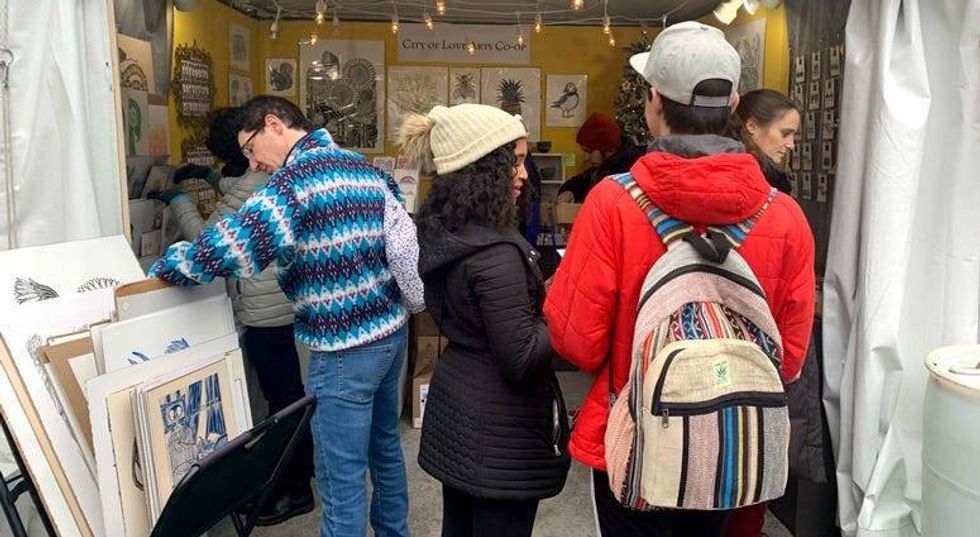 Pair of pop-up markets bring holiday cheer to Center City 7