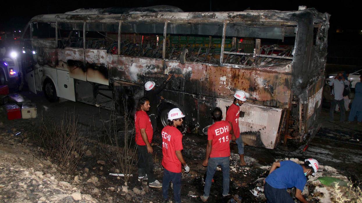 Pakistan Bus Fire