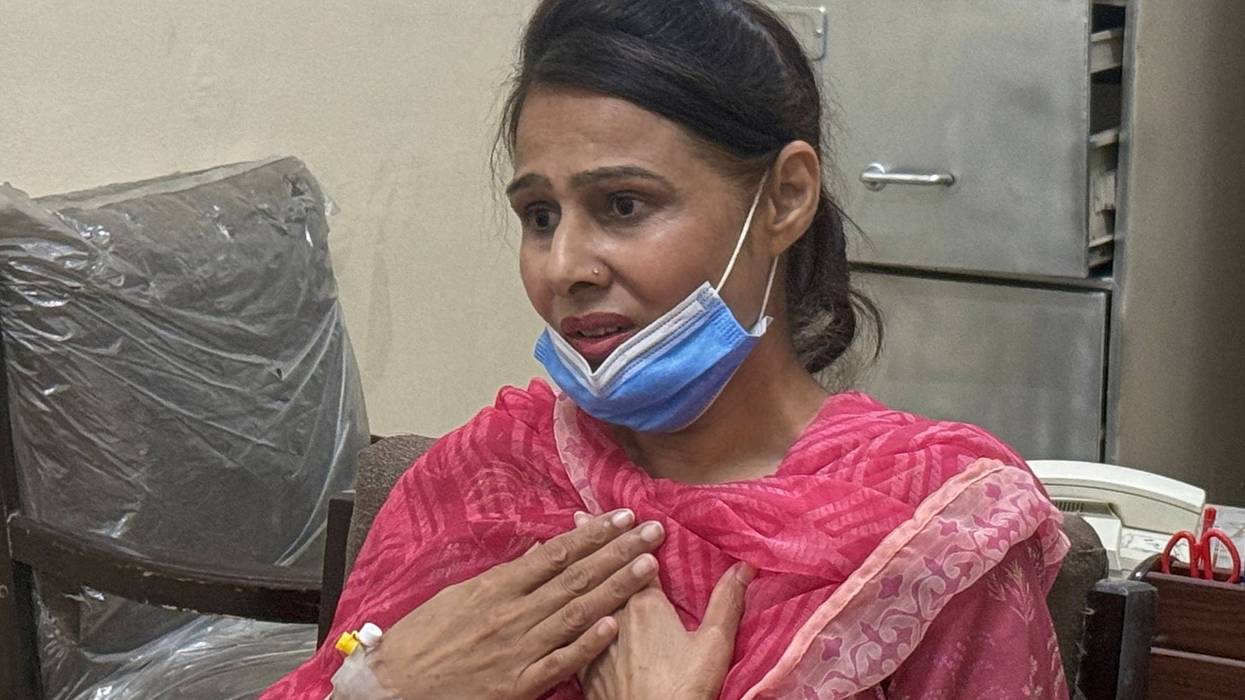 Pakistan Hospital Fire Nurse
