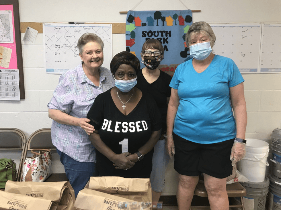Pam Mason (L) leads 300 South Hills Meals on Wheels volunteers who serve over 100 clients, one of the largest independent programs in the area.