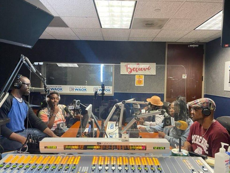 Panelists discuss the 15 mental health questions to ask a dater.