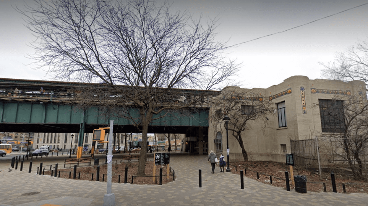 Parkchester Station in the Bronx, where a 19-year-old woman was slashed with a boxcutter on Thursday.