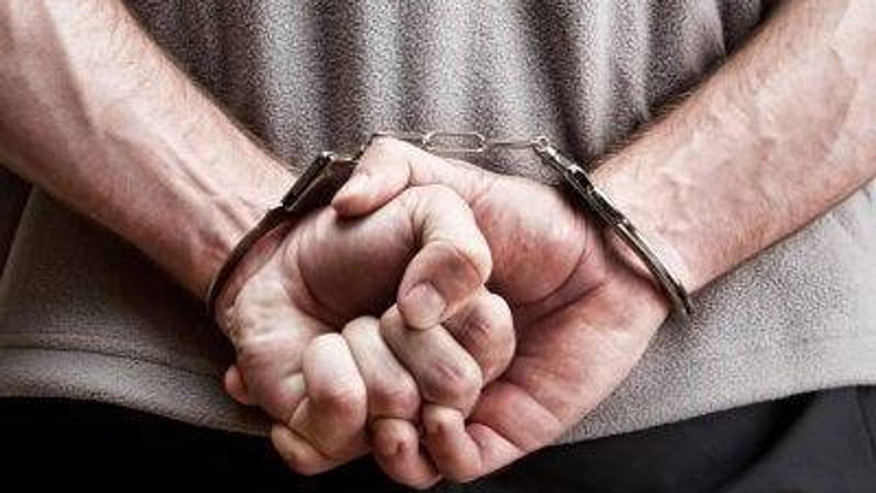 Pastor Bajo Arresto