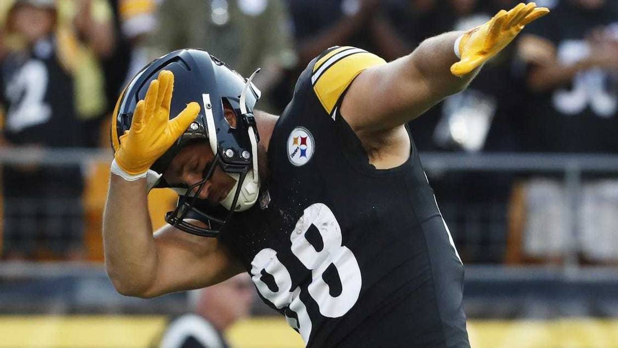 Pat Freiermuth celebration after TD
