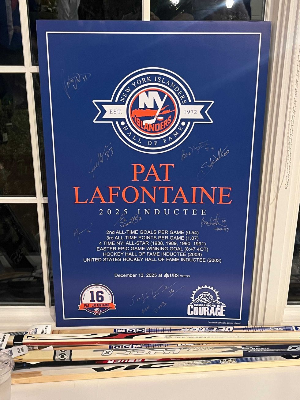 Pat LaFontaine will be inducted into Islanders Hall of Fame.