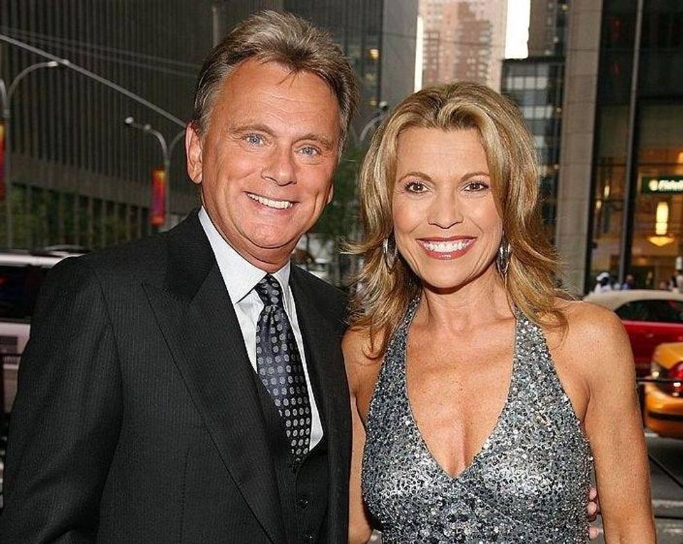 Pat Sajak and Vanna White to host ‘Wheel of Fortune’ through 2024