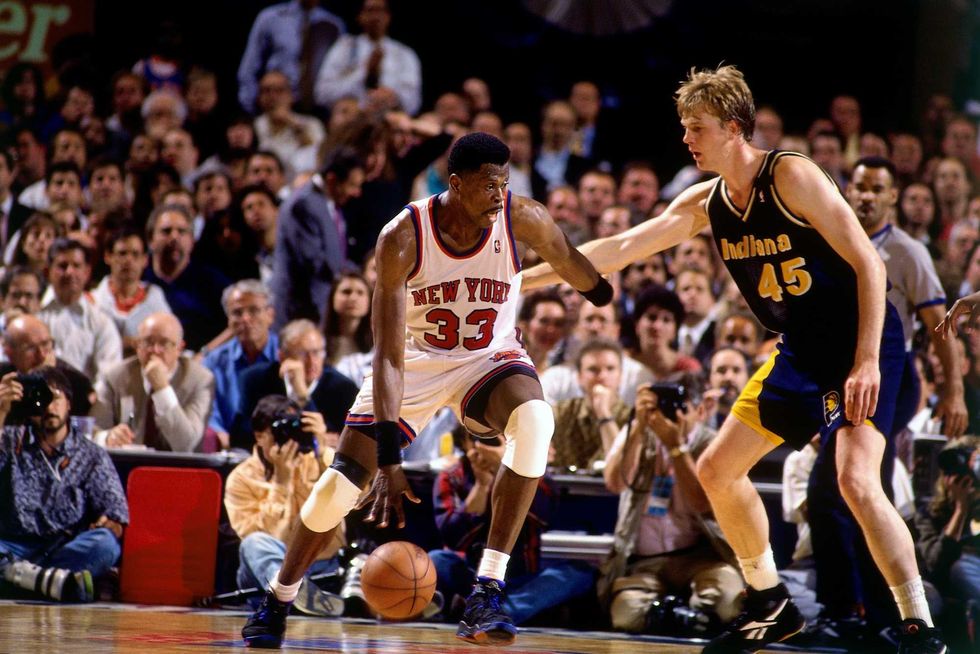 Patrick Ewing, left