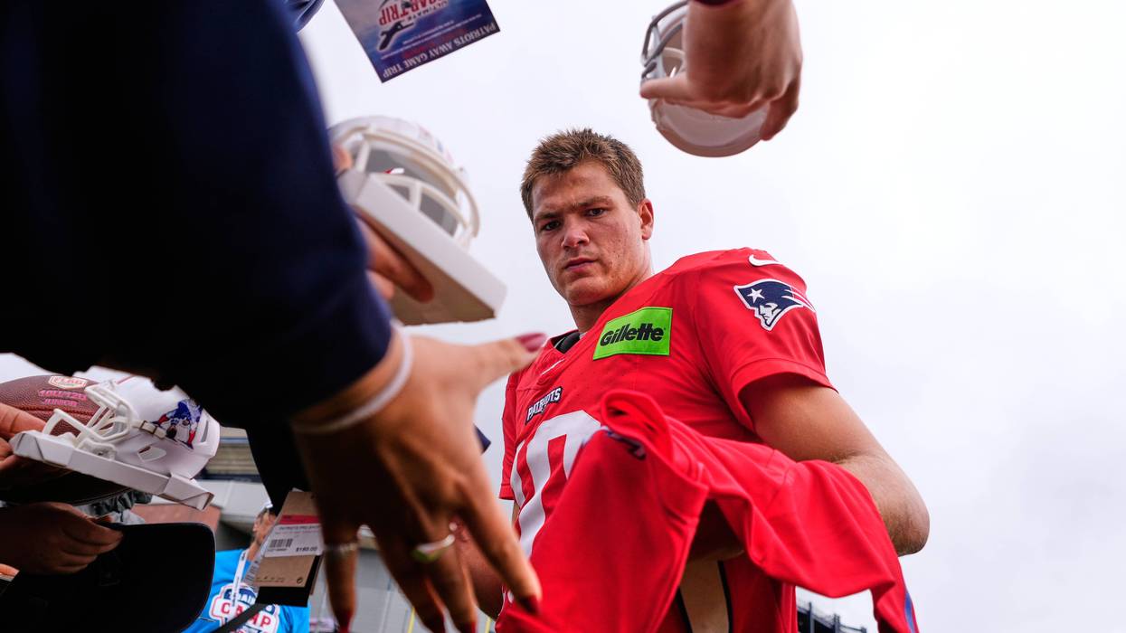 PATRIOTS-MAYE 113