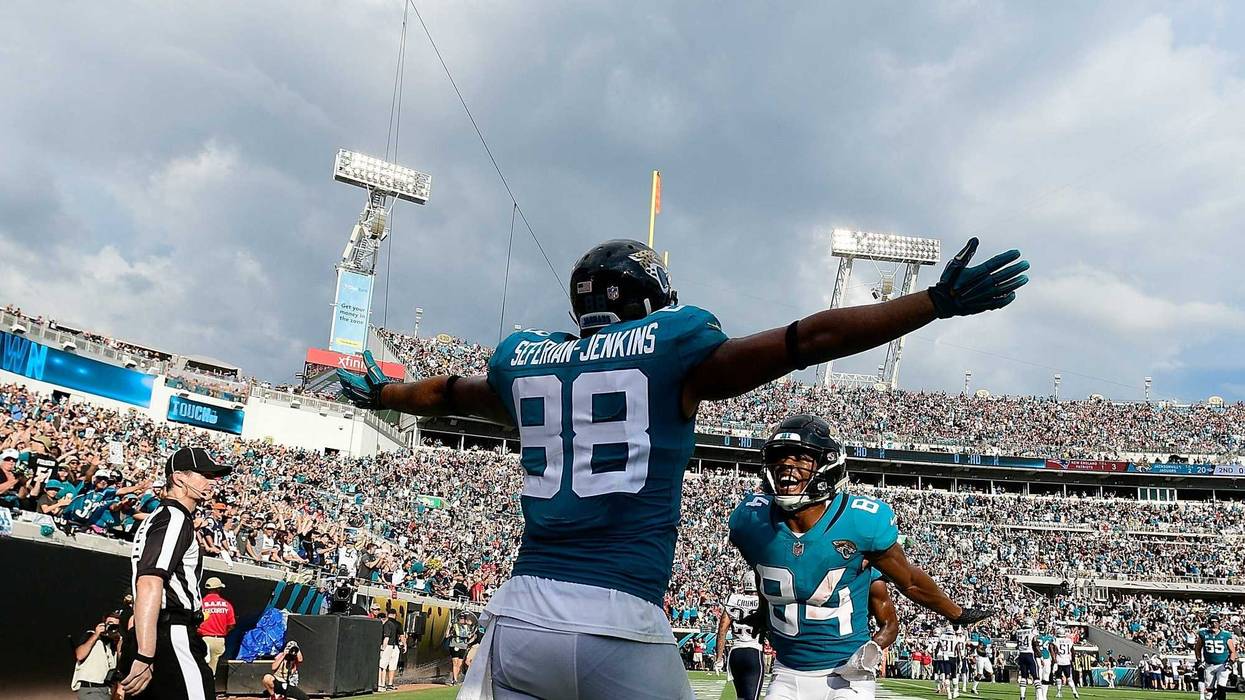Patriots tight end Austin Seferian-Jenkins