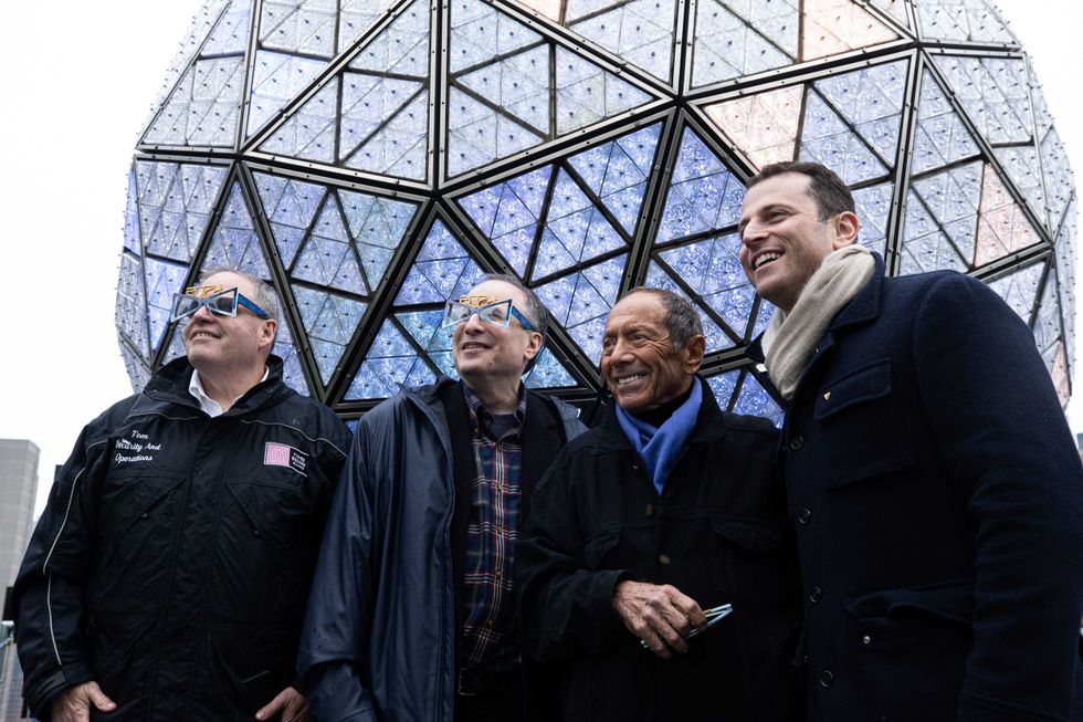 Paul Anka joins organizers at the New Year