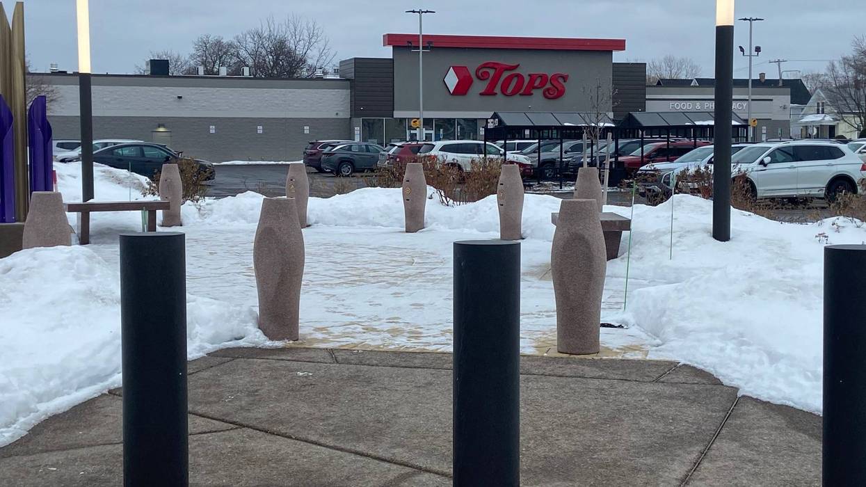 Payton Gendron's federal trial will remain in Western New York.