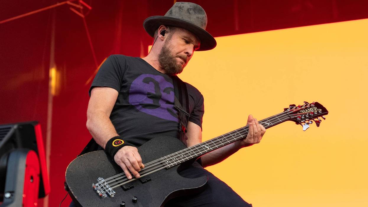 Pearl Jam Ament Tribeca 3755