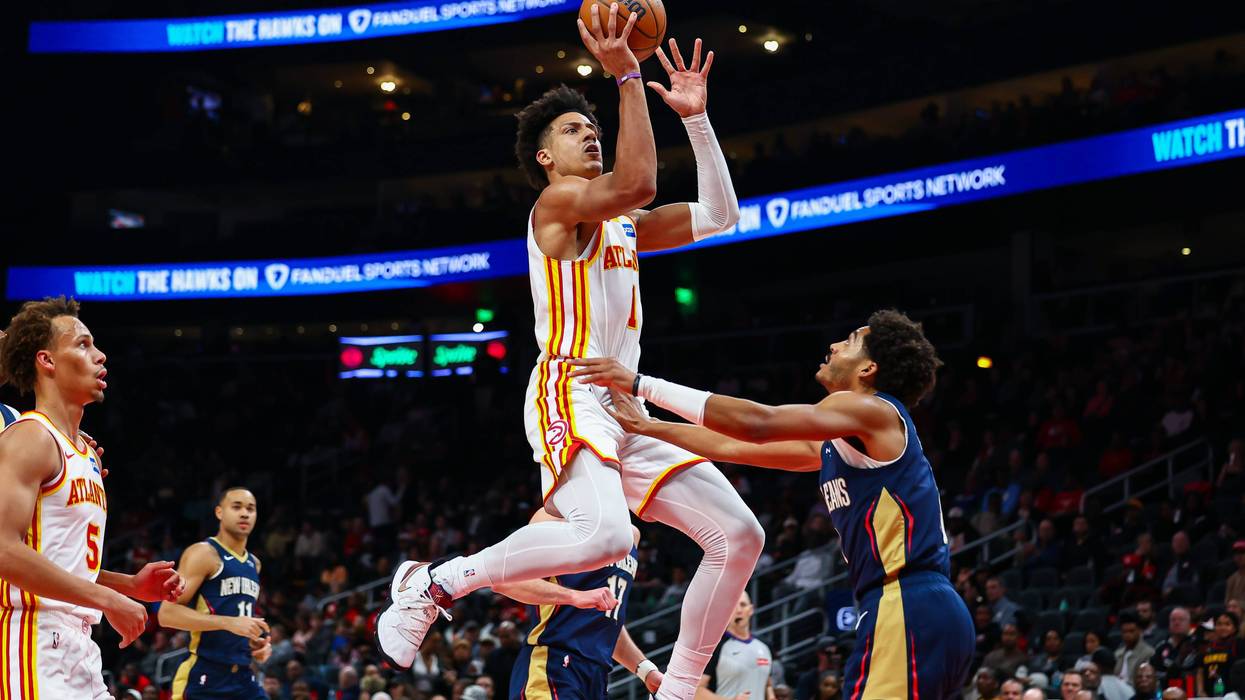 Pelicans Hawks Basketball