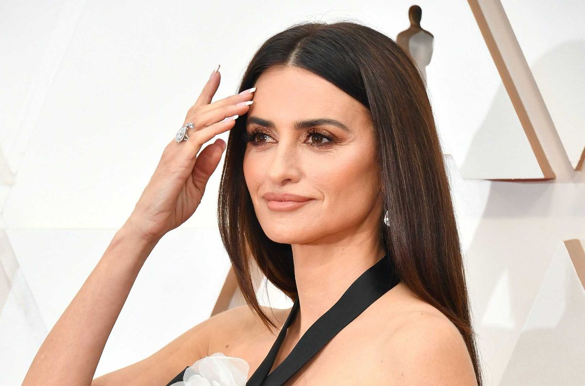 Penélope Cruz attends the 92nd Annual Academy Awards at Hollywood and Highland