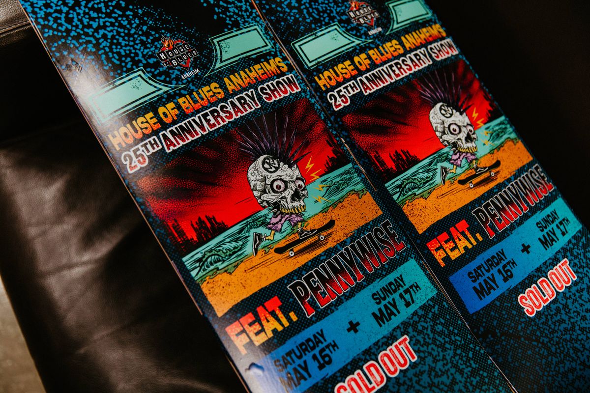 Pennywise skate deck