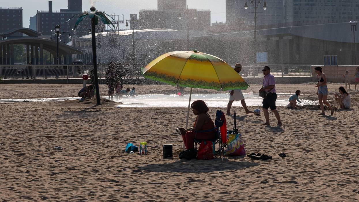 EXTREME HEAT WARNING: Heat wave begins in NYC, with RealFeels over 100° this week