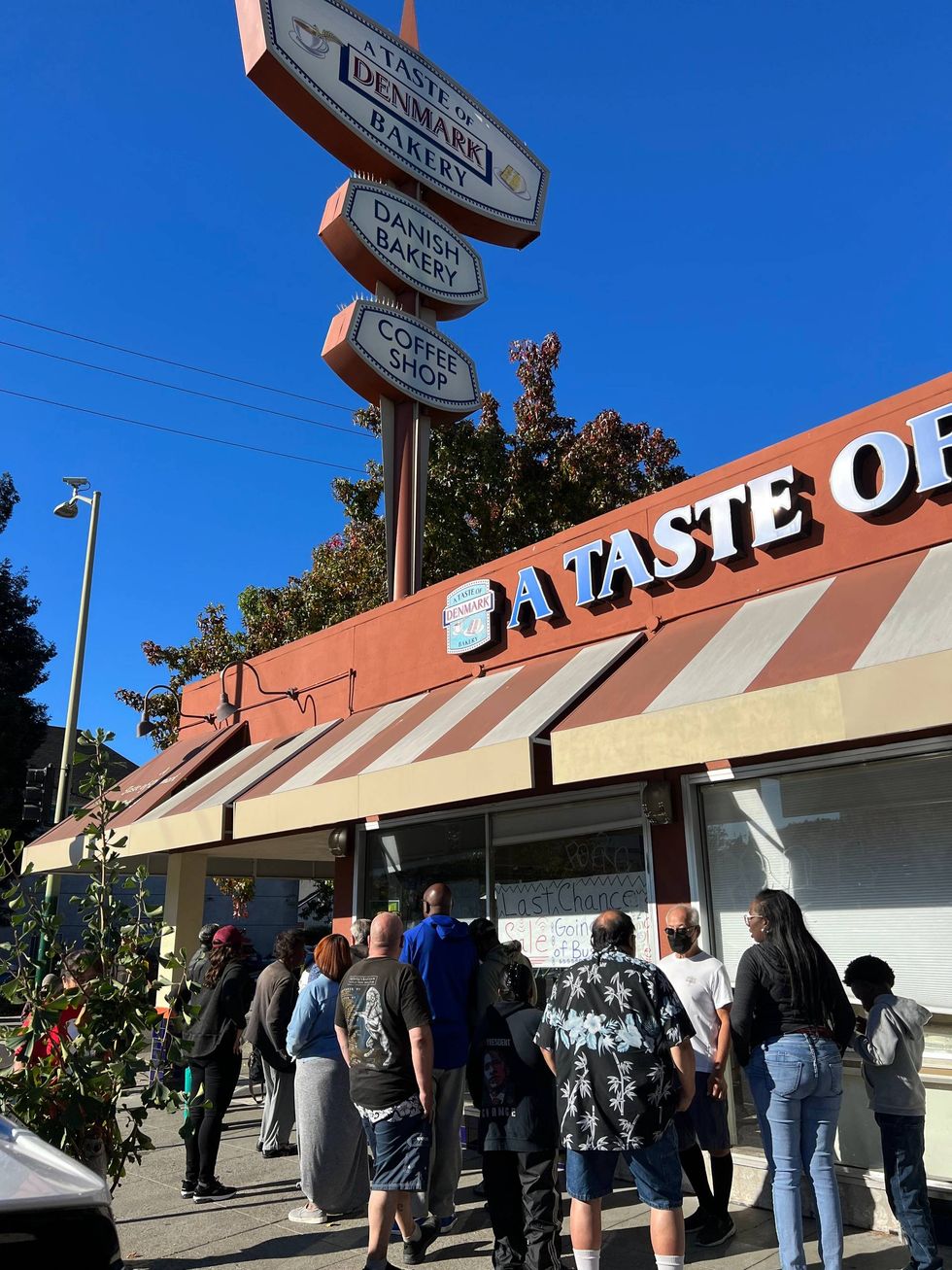 People lined up to buy the final baked goods.