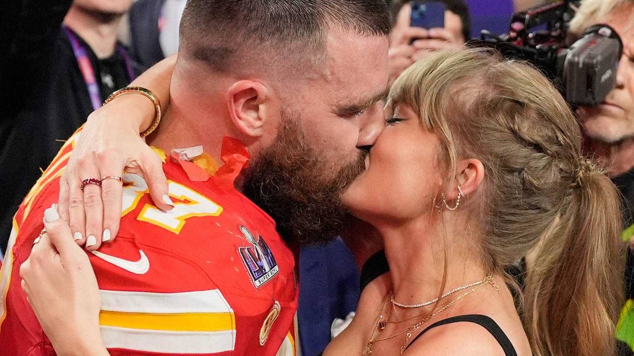 People Taylor Swift Travis Kelce