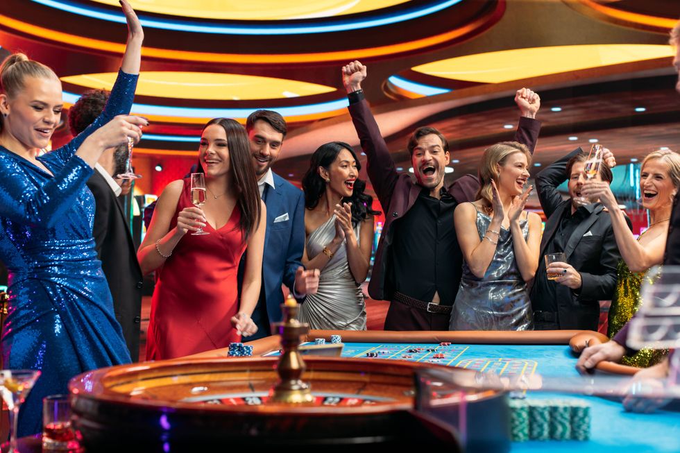 Personas Jugando Casino
