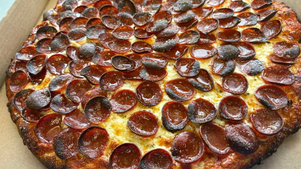 Pesci's offers free pizza