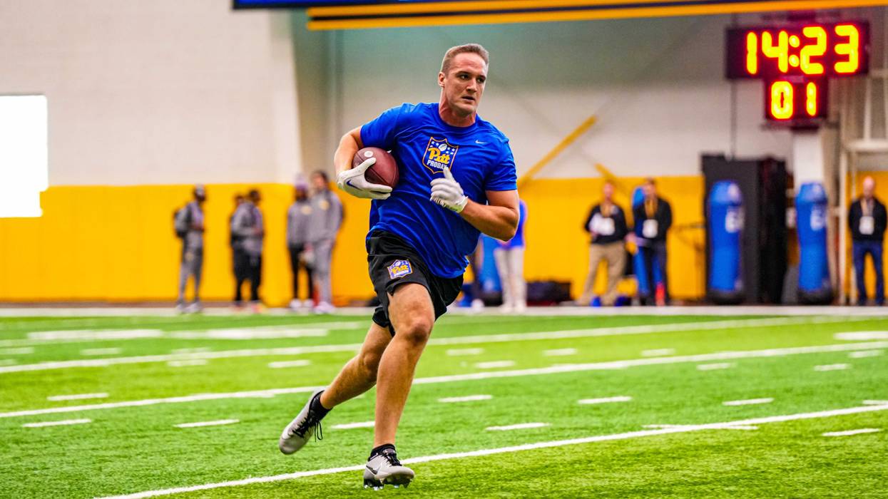 Phil Jurkovec running