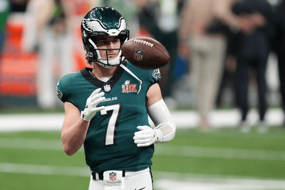 Philadelphia Eagles quarterback Kenny Pickett practices before Super Bowl LIX against the Kansas City Chiefs.
