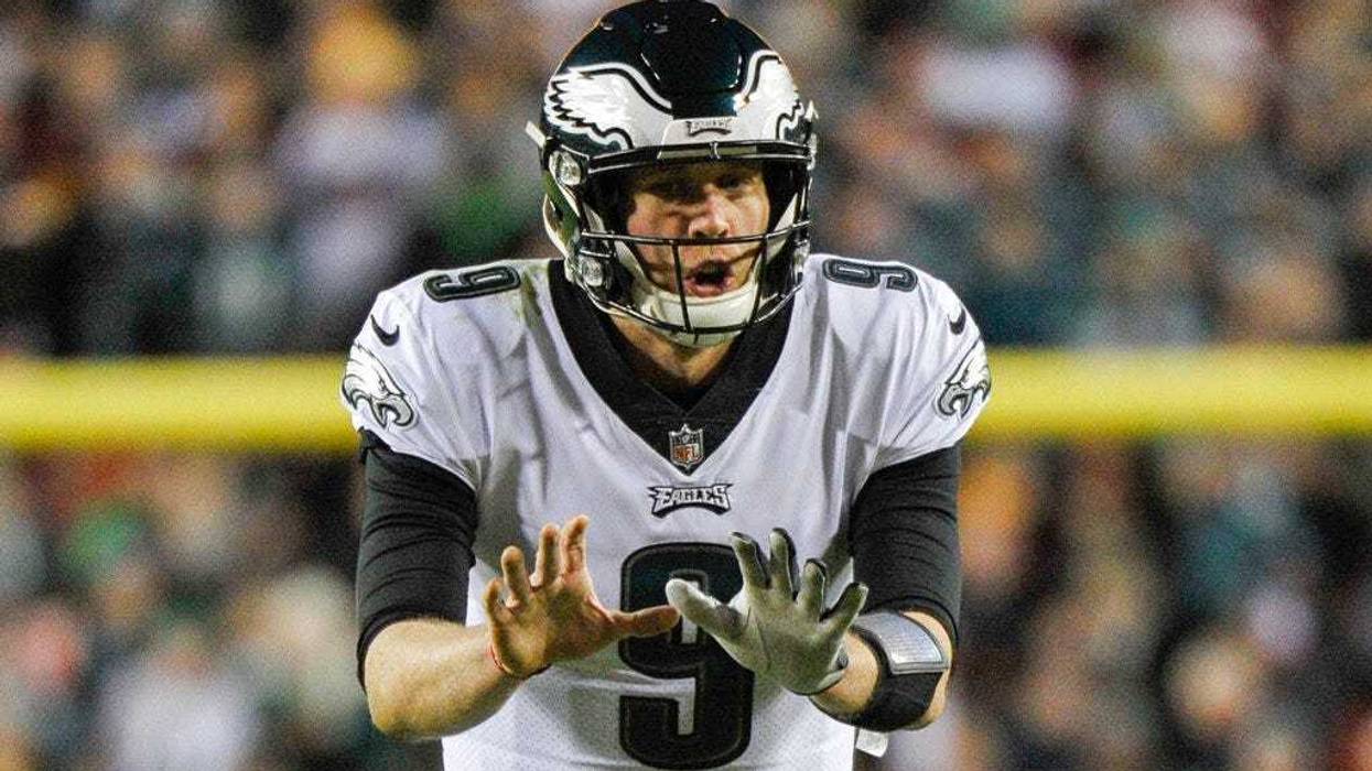 Philadelphia Eagles quarterback Nick Foles looks to pass against the New England Patriots in Super Bowl LII on Feb. 4, 2018, at U.S. Bank Stadium in Minneapolis.