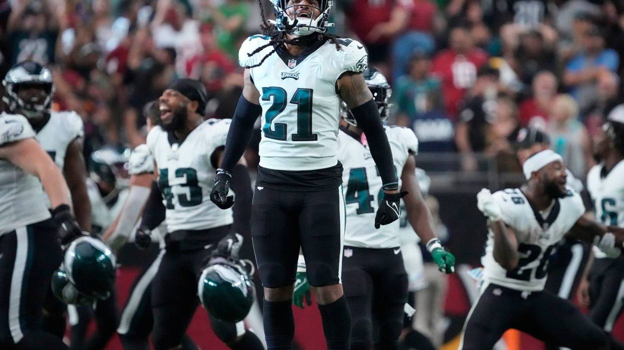 Philadelphia Eagles safety Andre Chachere (21) celebrates after Arizona Cardinals place kicker Matt Ammendola missed a game-tying field goal late in the fourth quarter at State Farm Stadium.