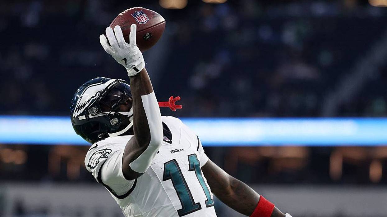 Philadelphia Eagles v Los Angeles Chargers - NFL 2025