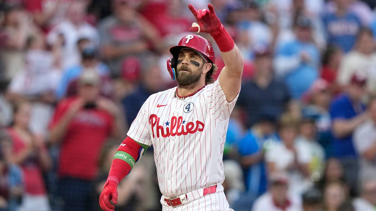 Harper hits 377th career homer, Duran fans the side in the 9th in Phillies' 3-2 win over Padres