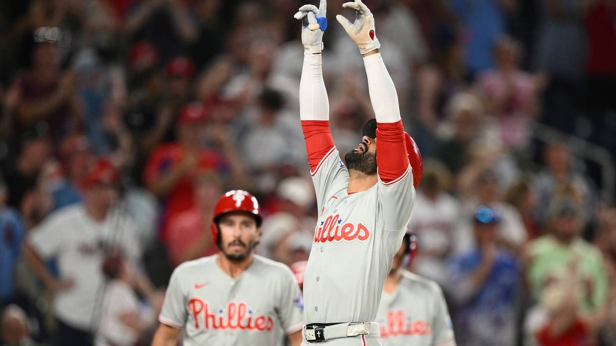 Derek Hill hits 2-out, 2-run pinch homer in 9th to lift the Phillies past the Nationals, 5-4