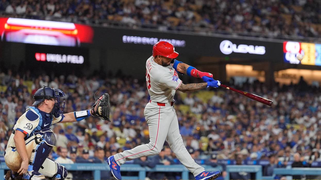 Phillies rally past the Dodgers 4-3 on Edmundo Sosa's homer in 8th