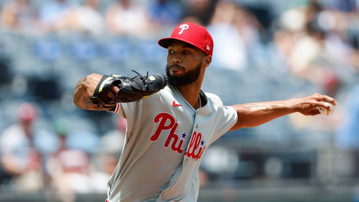 Royals slug 4 homers, tag Phillies ace Sánchez for career-worst 9 earned runs in 15-1 victory