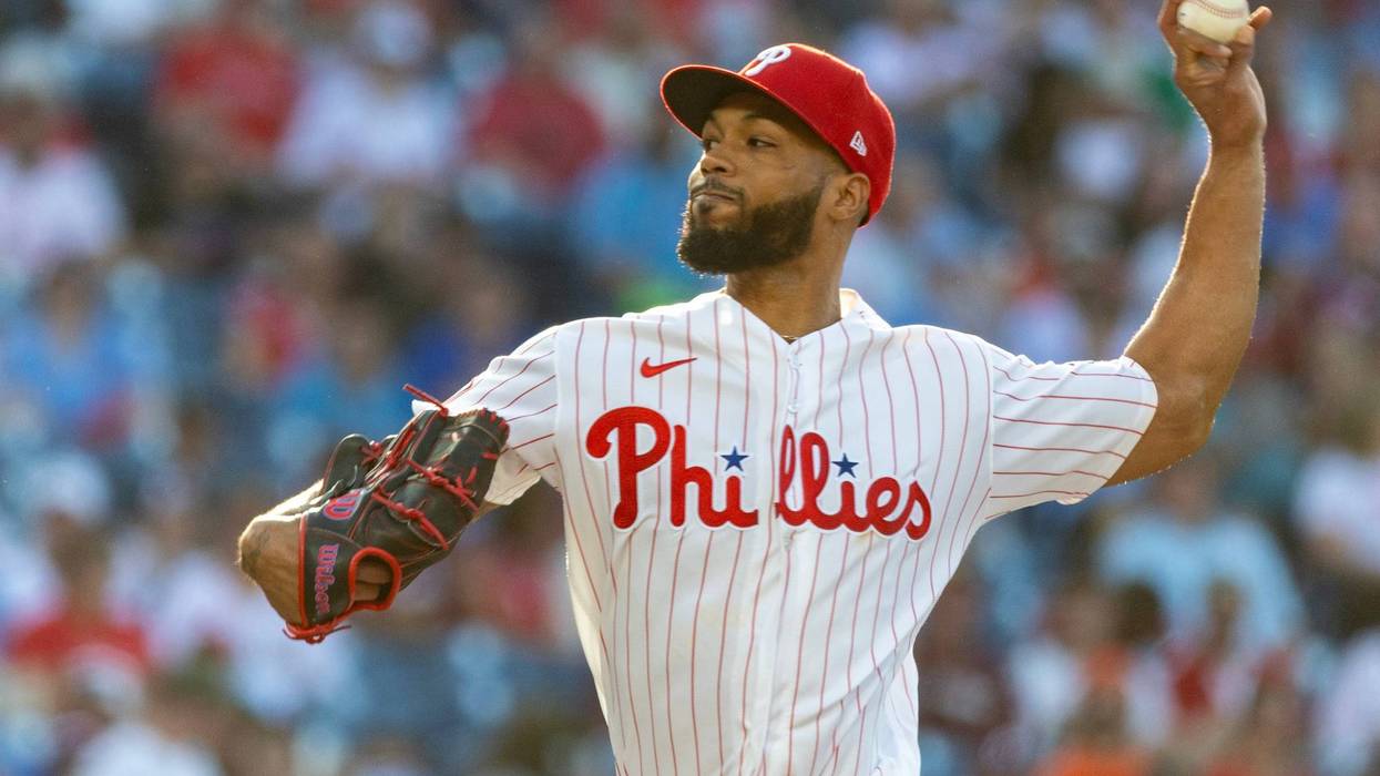 Sánchez fans 9 in 7 innings, becomes 1st starter to reach 10 wins in 8-0 victory over Pirates