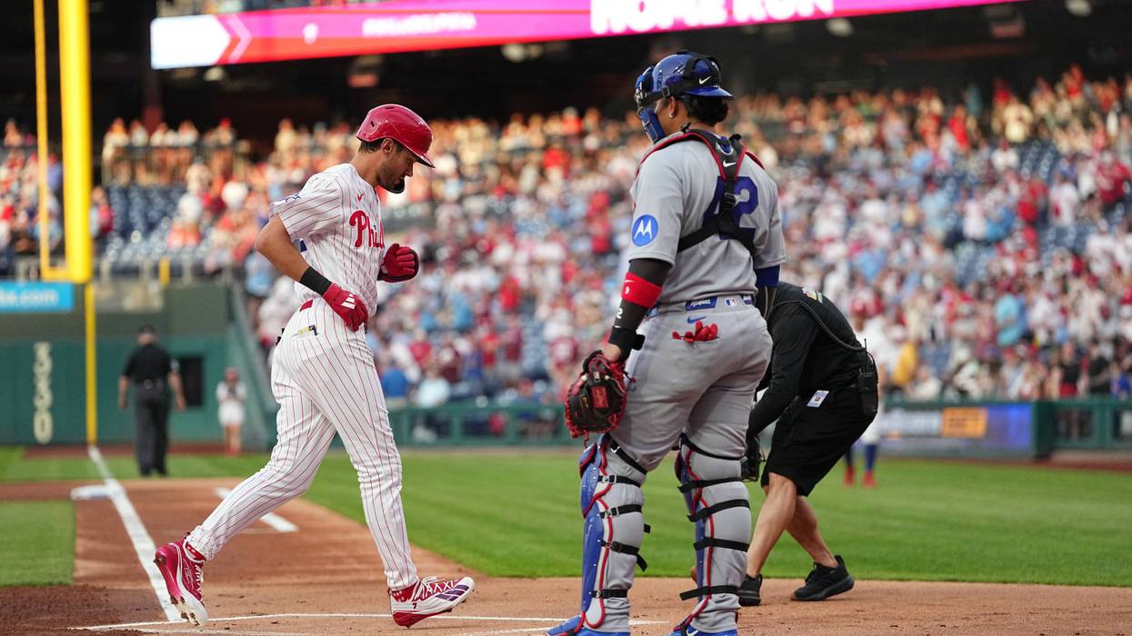 Hoerner drives in 5 runs, Imanaga strikes out 11 to lead Cubs past Phillies