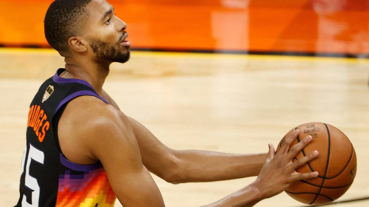 Phoenix Suns forward Mikal Bridges