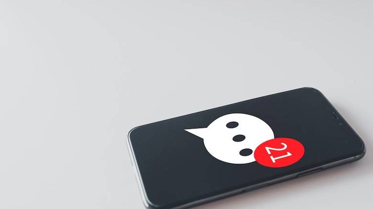 Phone chat notifications