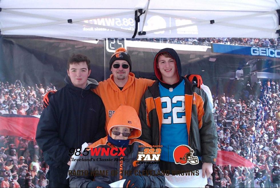 Photo booth dawg pound drive 11-24