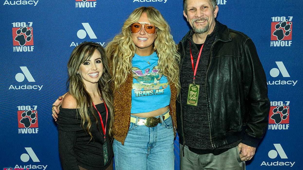 Photo Gallery: Hometown Holiday Meet & Greets 2025