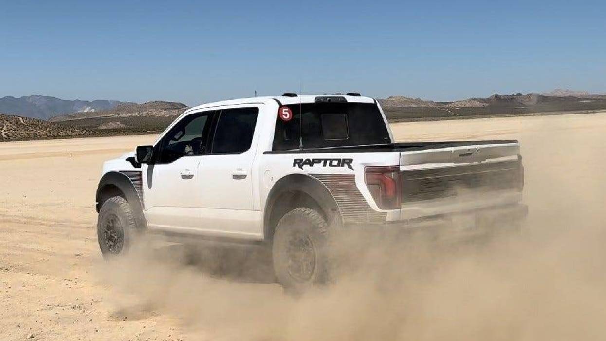 Photo of a Ford Raptor pickup