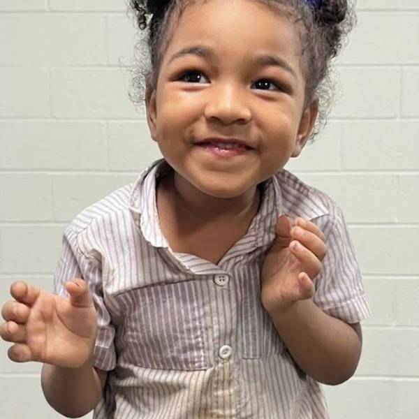 Photo of a missing 3-year-old girl found wandering along in Garden City